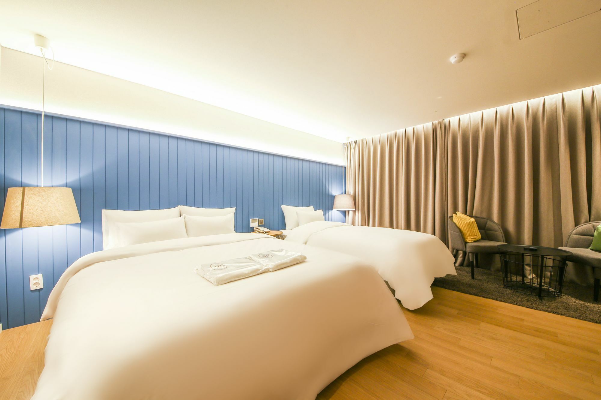 Hotel Londoner Hwamyeong Busan Exterior photo