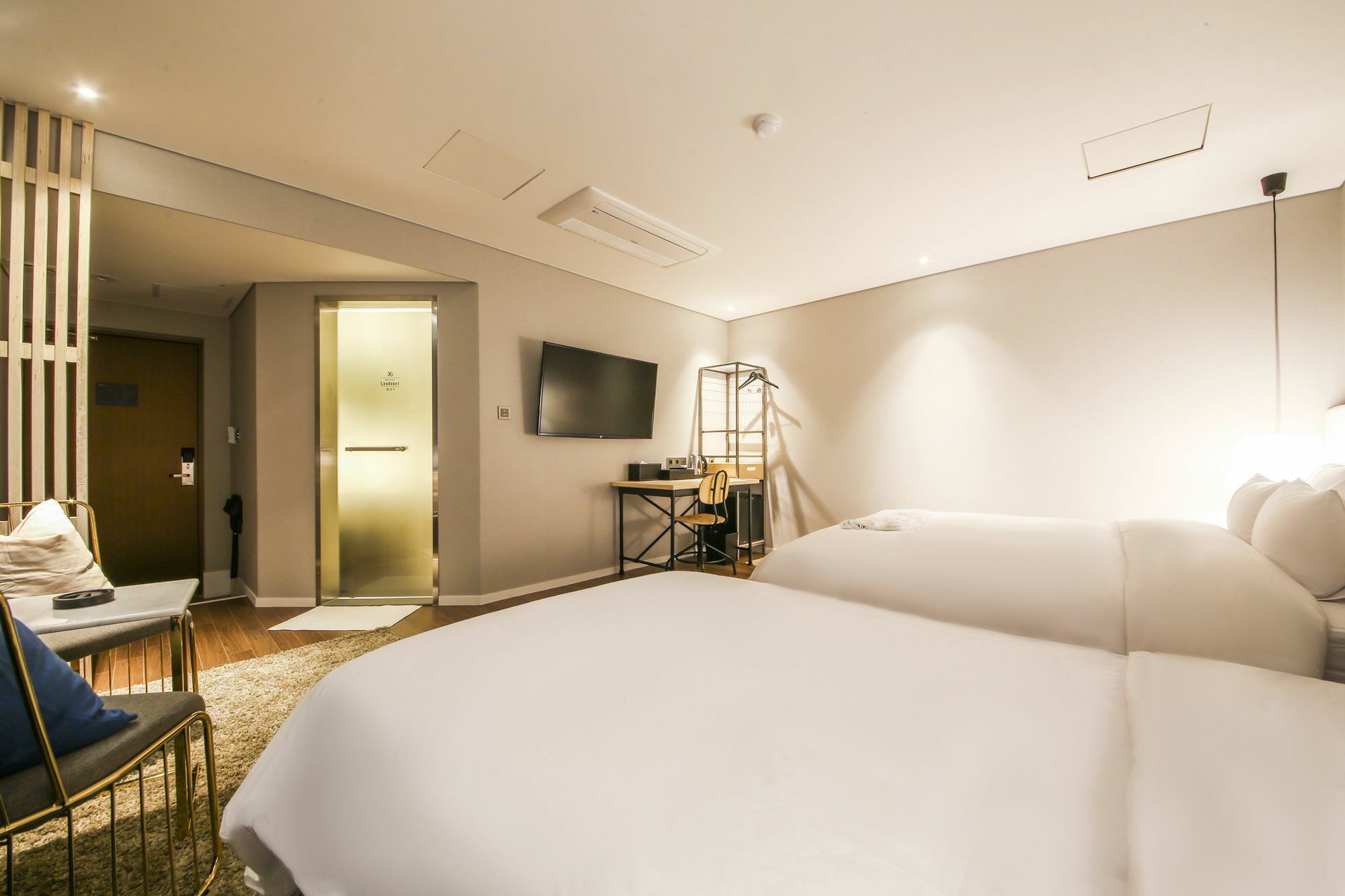 Hotel Londoner Hwamyeong Busan Exterior photo